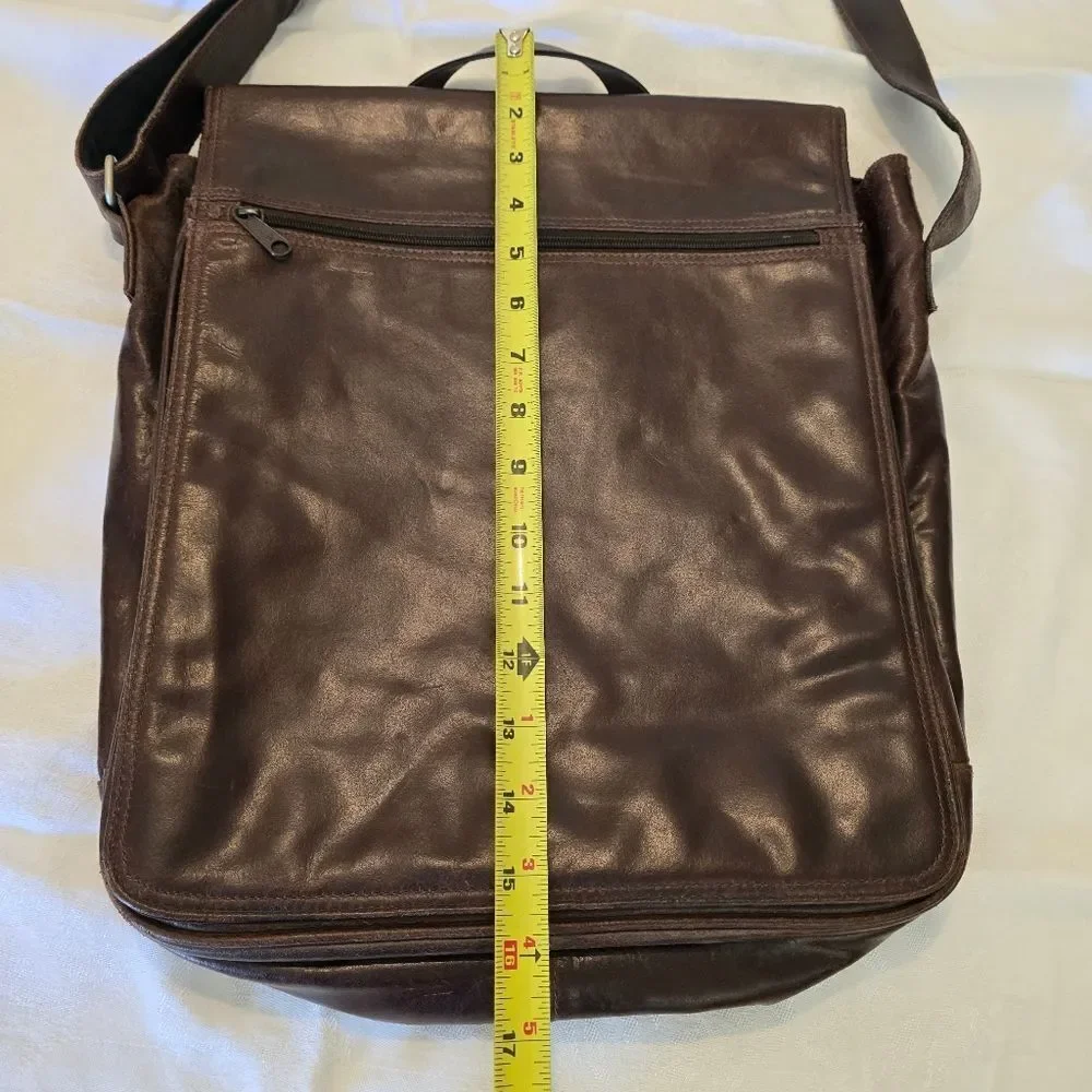 WILSON Leather Genuine Leather‎ Crossbody Bag Brown Unisex Laptop Bag